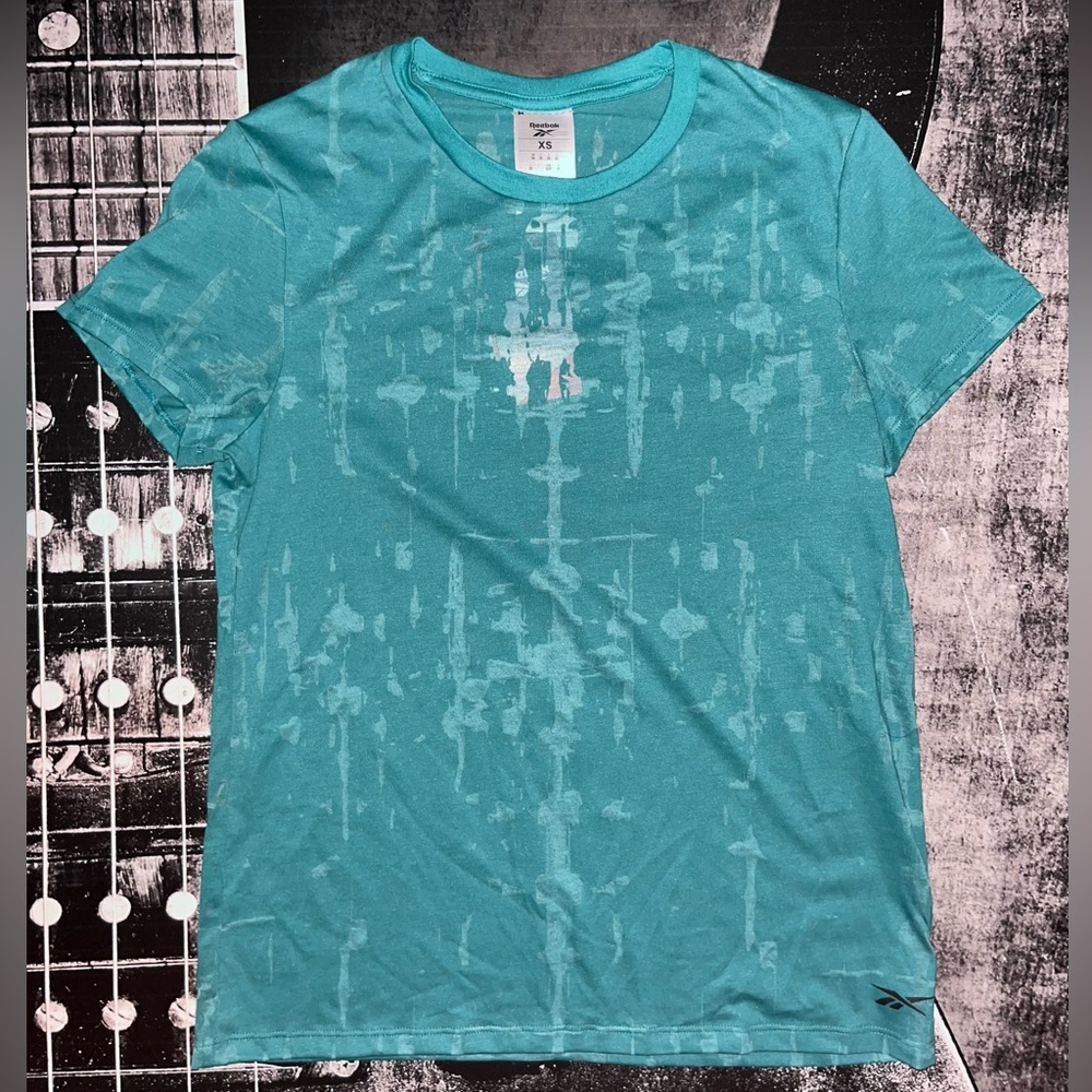 NWT Reebok T-Shirt
